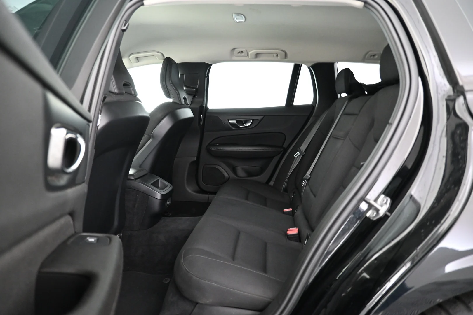 Car Image - 7A0xCciSkDr8QOfvVRblFs