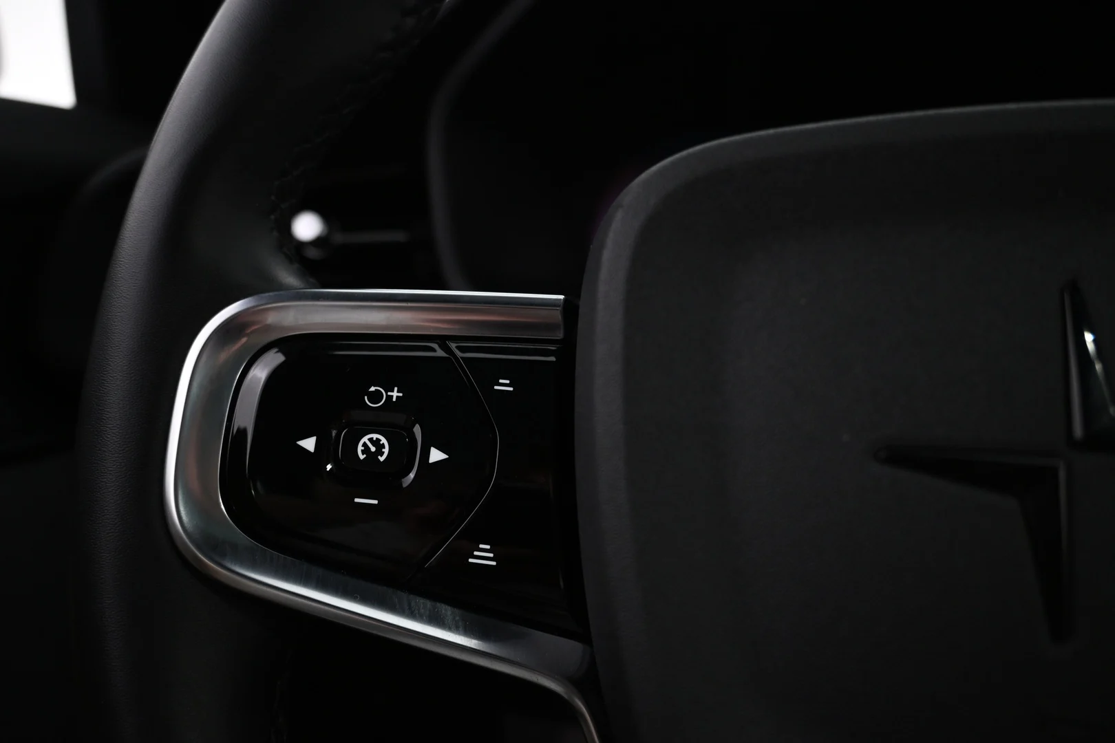 Car Image - 49nI9gcdKXLAsbI7rNxBhe