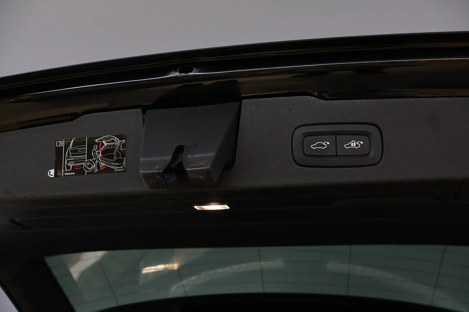 Car Image - 2DqymXaEARvqGmTBXyzQFQ