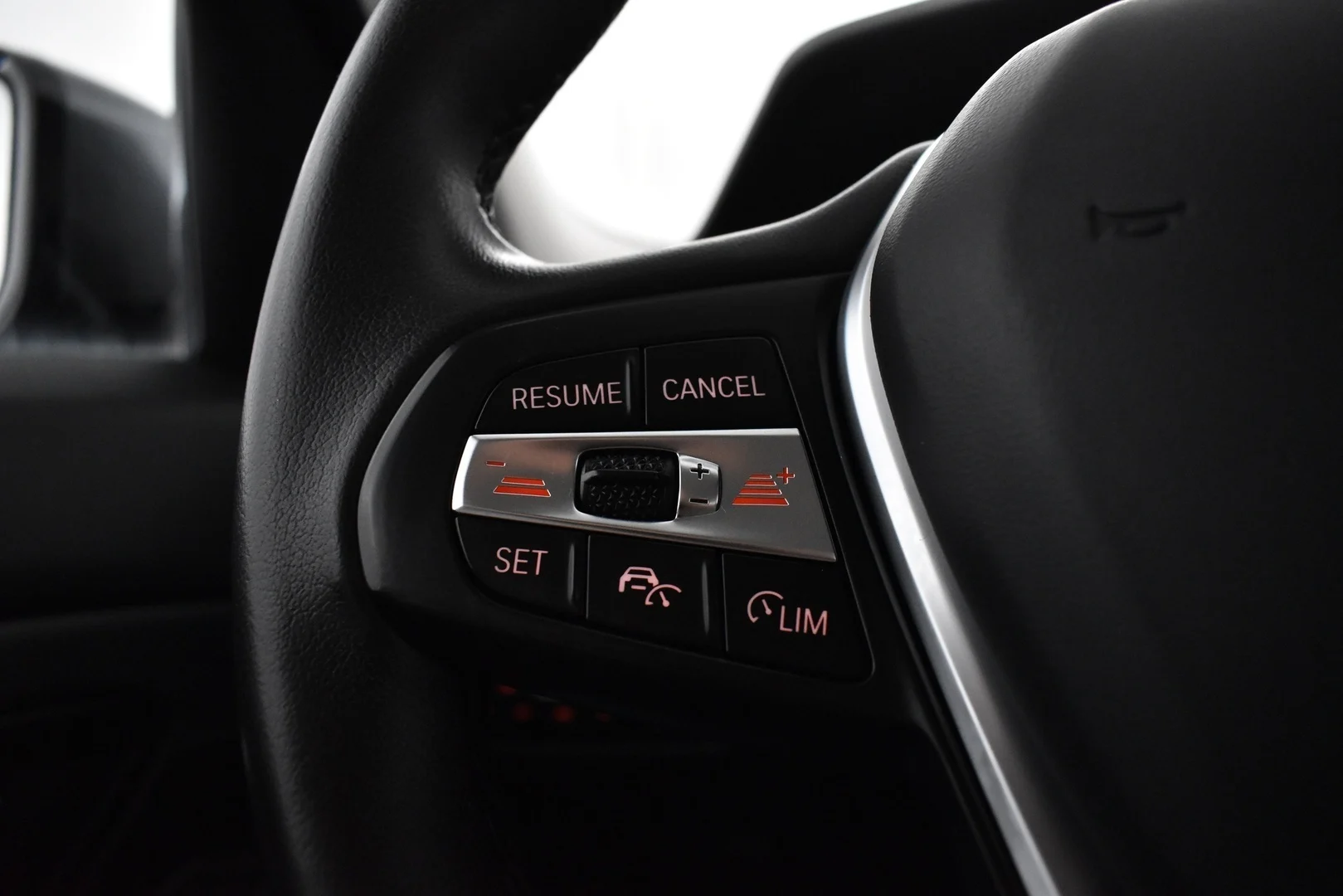 Car Image - 56ZGizKLMjT8kW42Zt5qYj