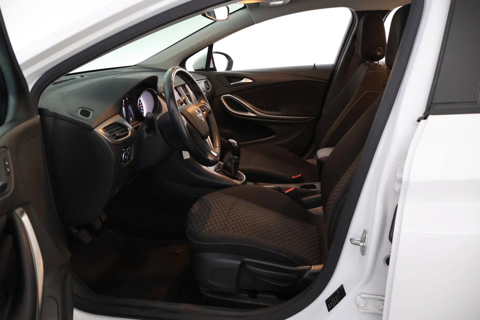 Car Image - 5KZnvWttDW7IslPxFjjc4M
