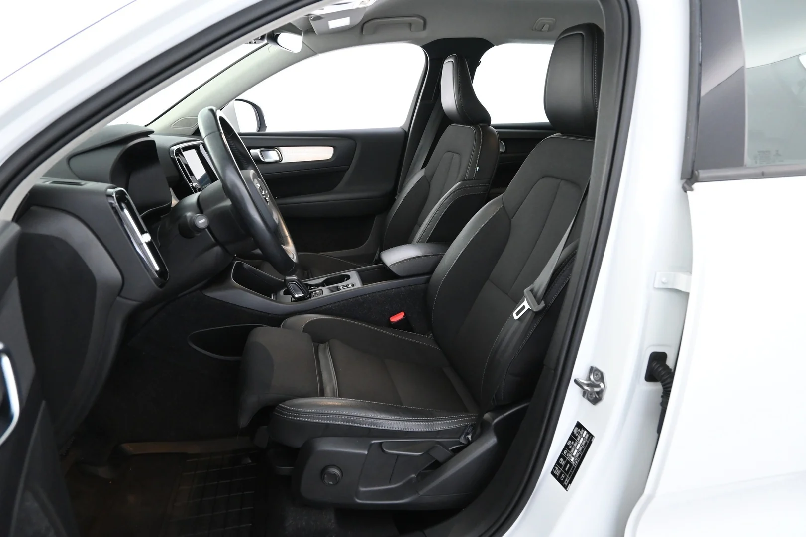 Car Image - 5b2Ppoqeoq4ZGXRFARIh0q