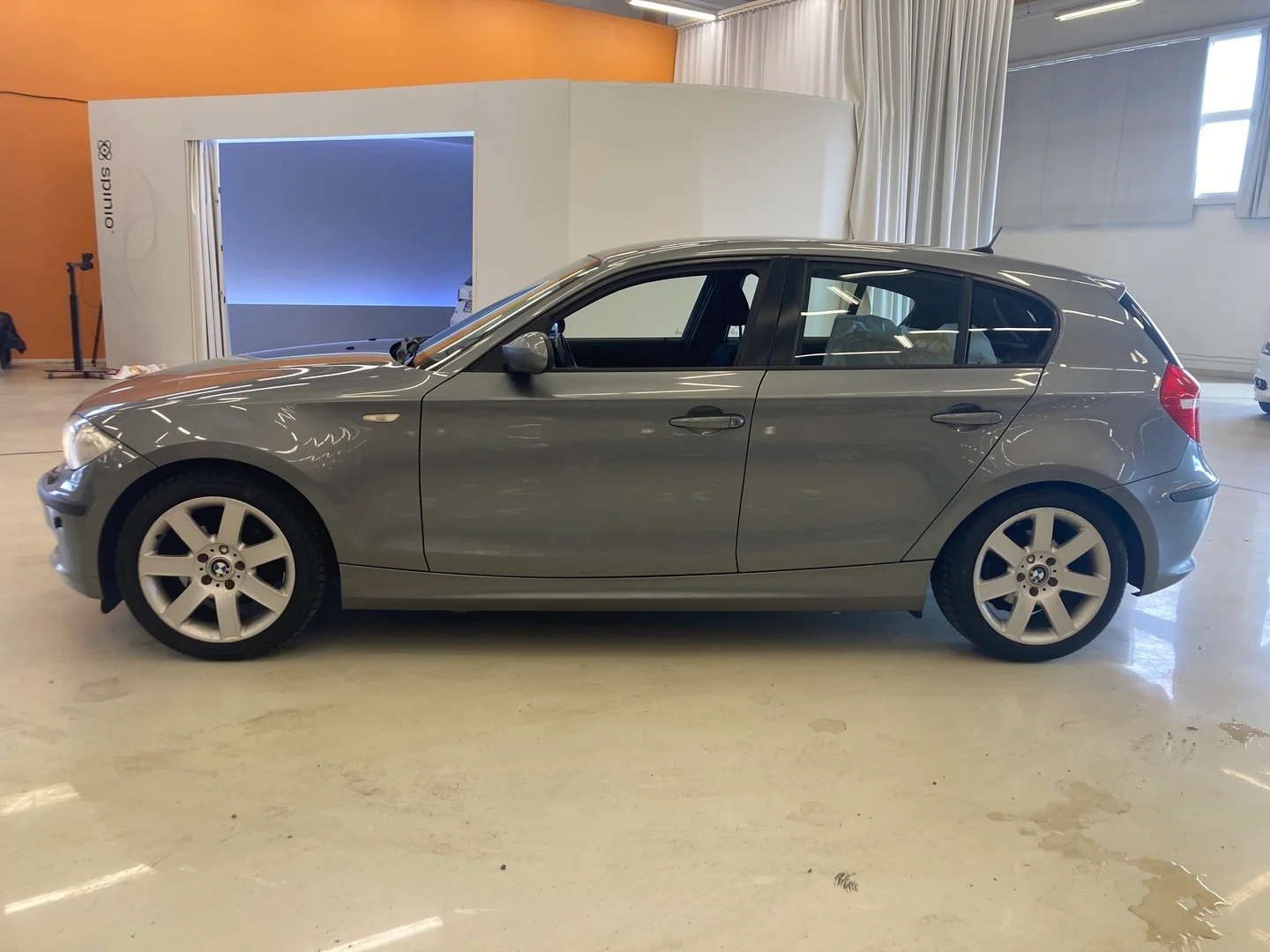 Car Image - 17mRKy1hlgkmXzBNQA96Yf