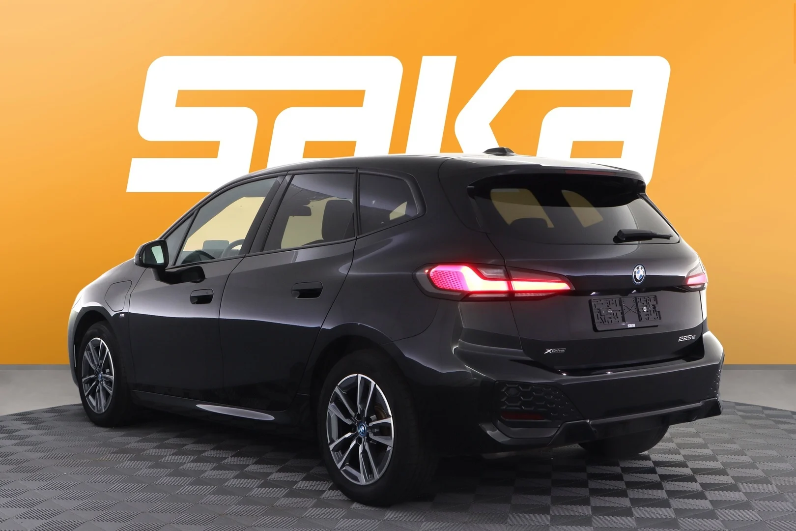 Car Image - 2rAjSPBlSeFVgD9jwjqO14