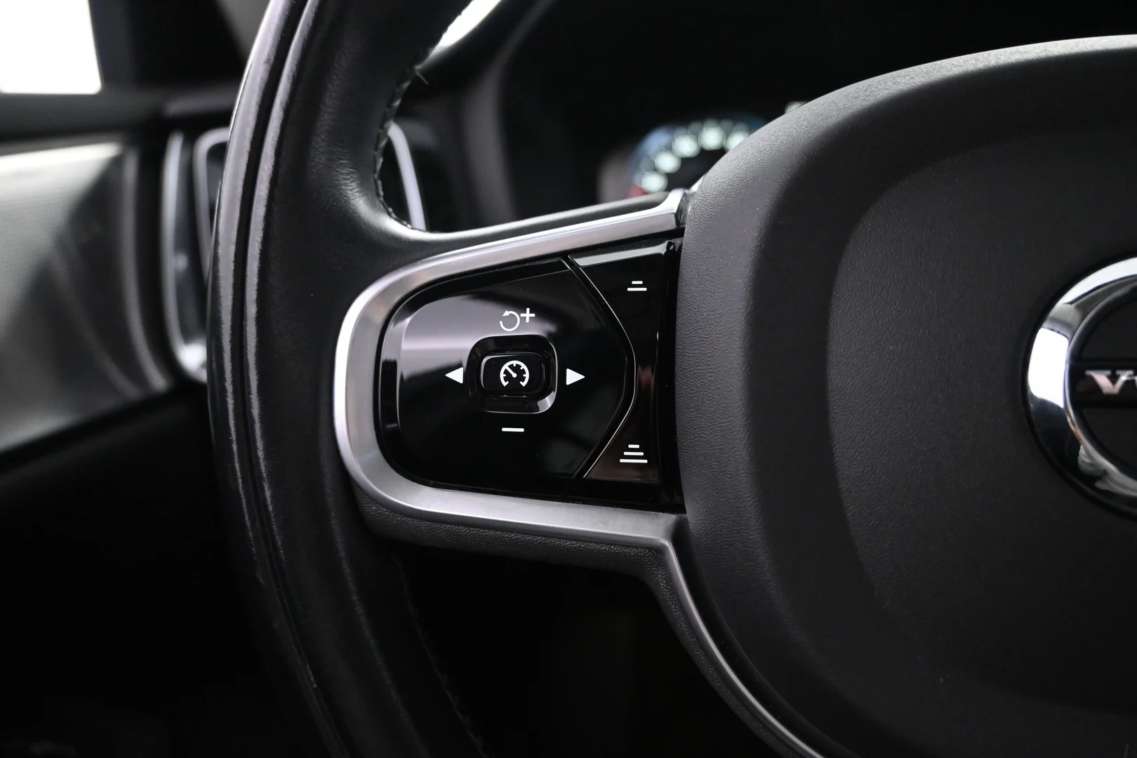 Car Image - 6UzsTQO5Jo6zKXXKIxr0fZ