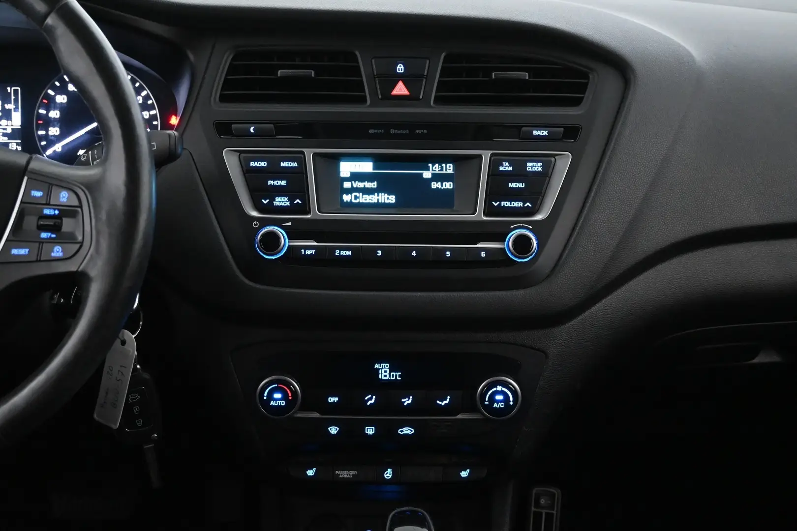 Car Image - 6q1ZojmoIPSLsVUOR7S7qj
