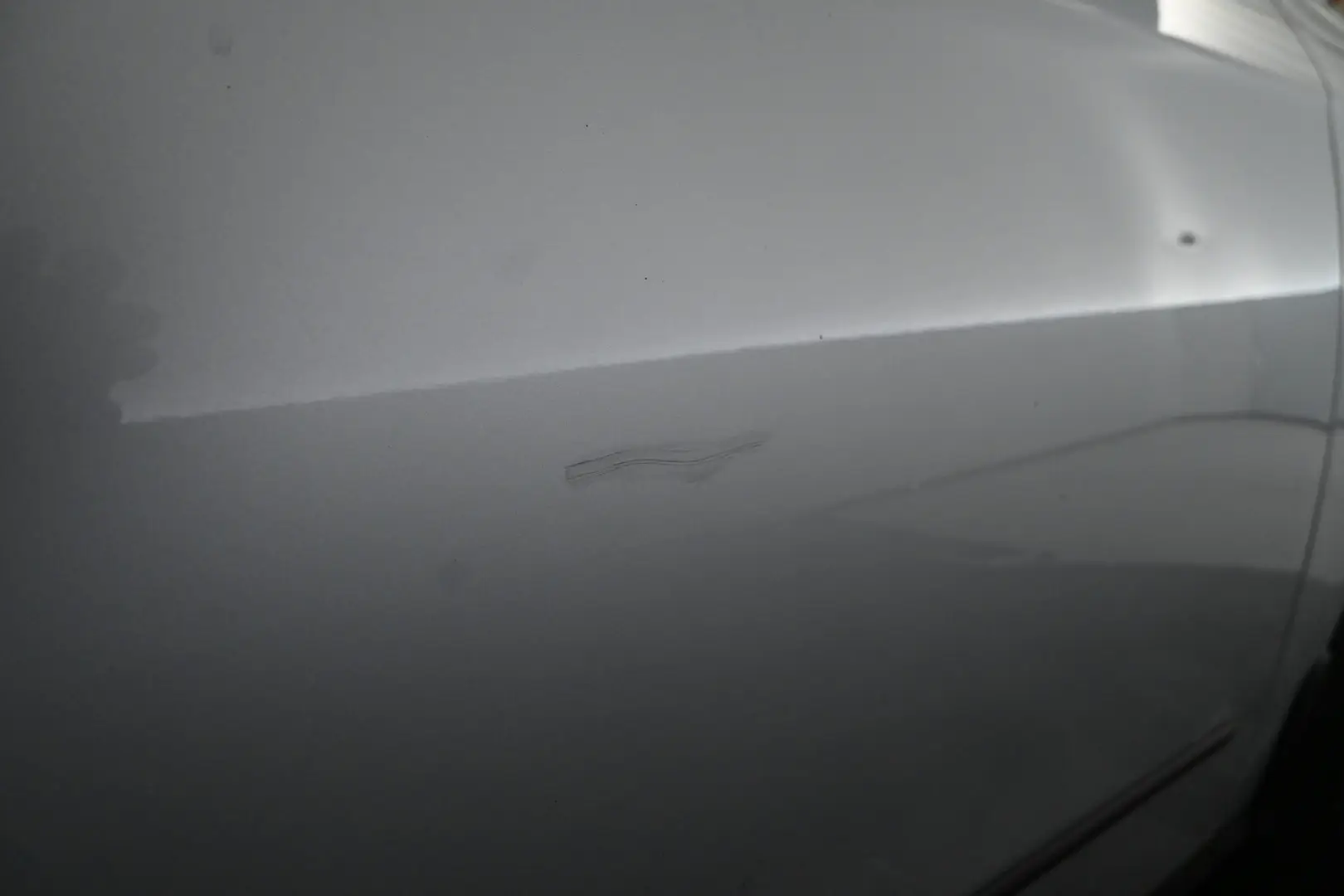 Car Image - yvekOTwZHCWzkVJs0PqxD