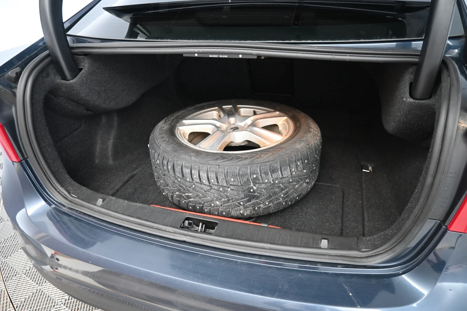 Car Image - 6s1DgsIfV2a2kjKf3TNzWg