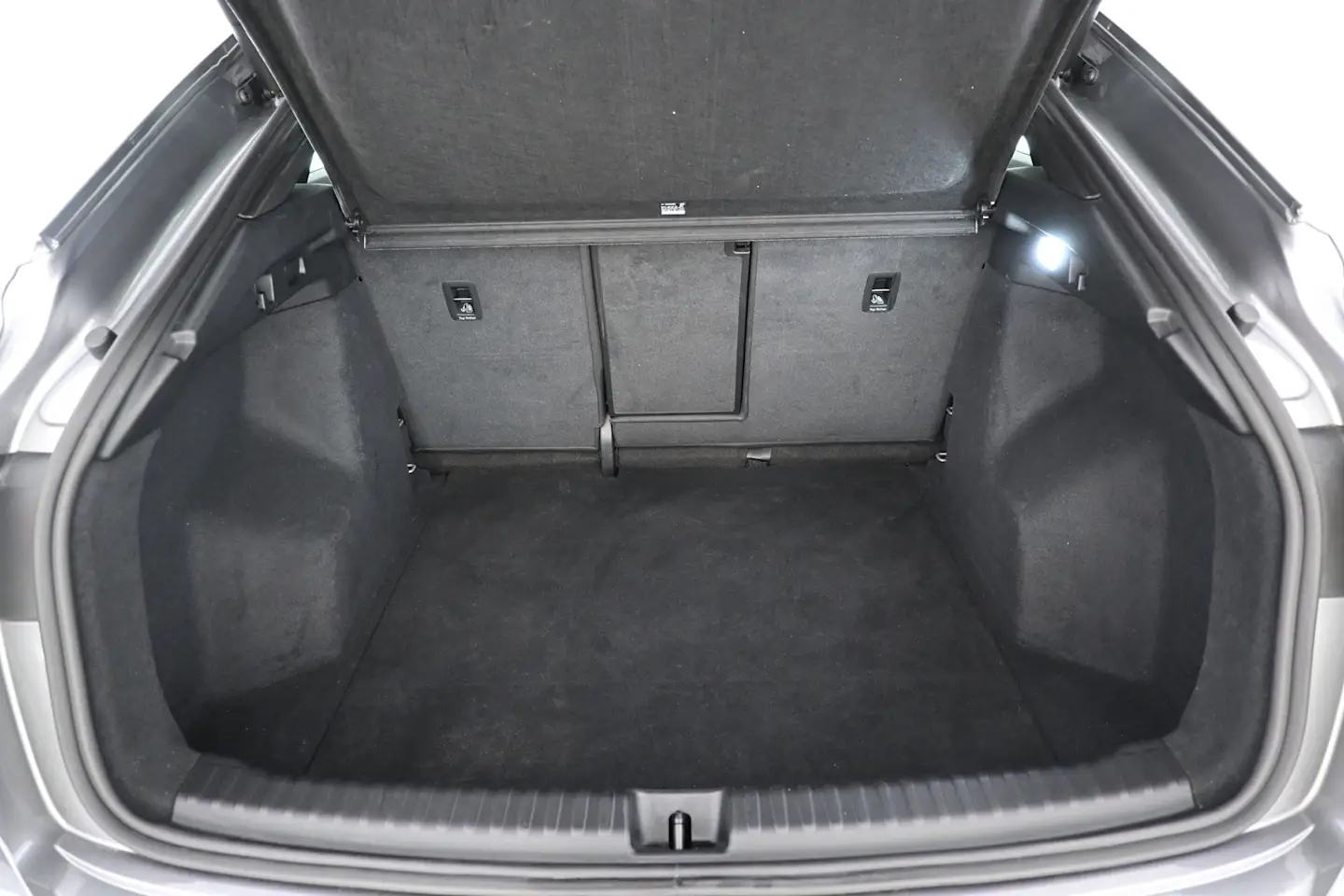 Car Image - 10OTZBzWZIA5j1rRliqsdm