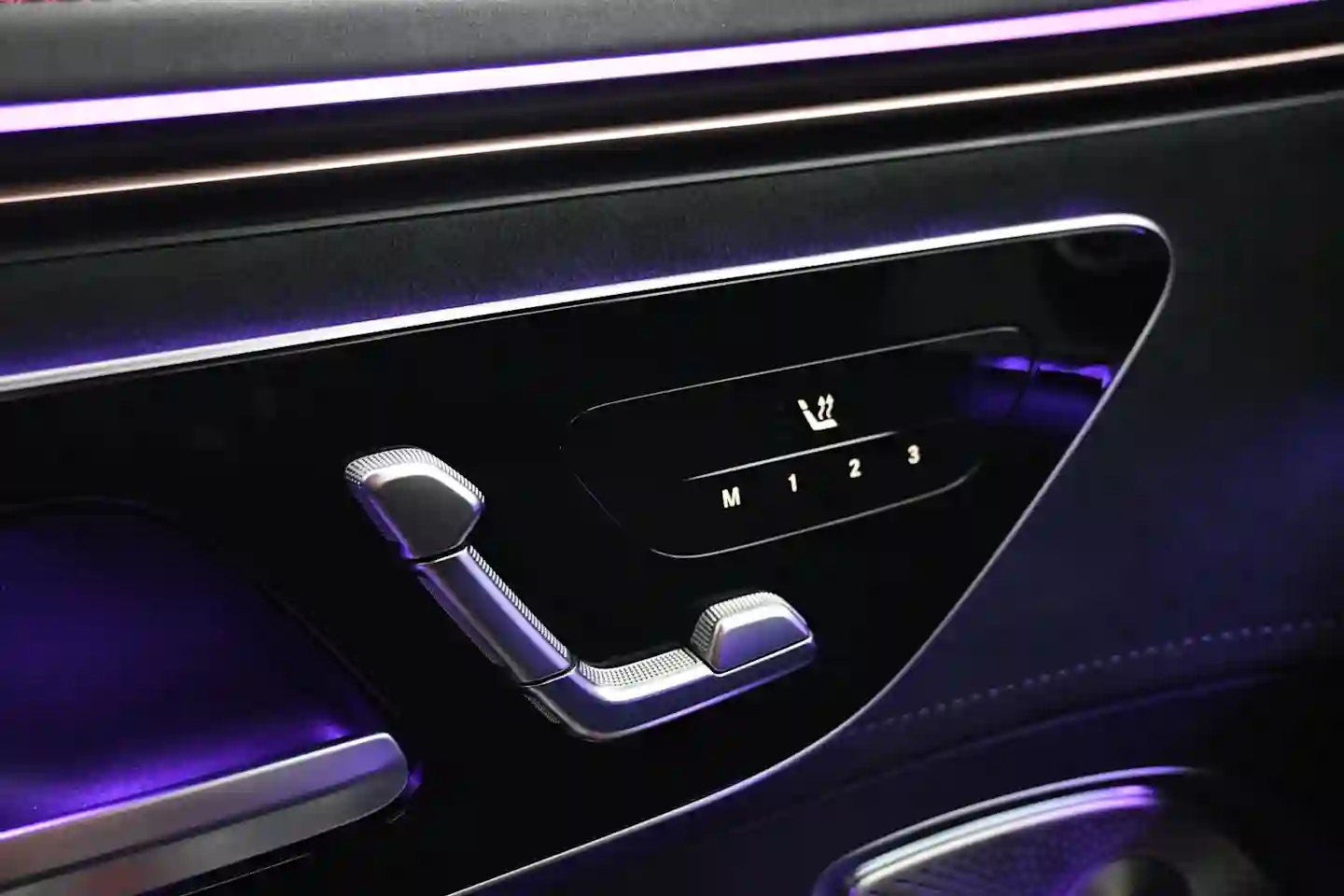Car Image - 7fGZ7ztht2kHKUD8yBqrAo