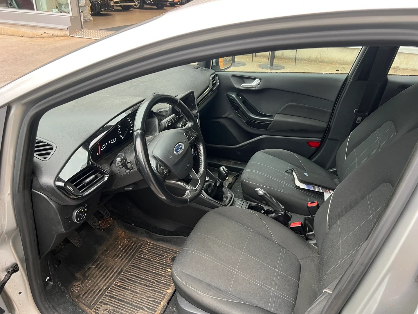 Car Image - 7eaTkLBss8Nh6oT2cWHtbC