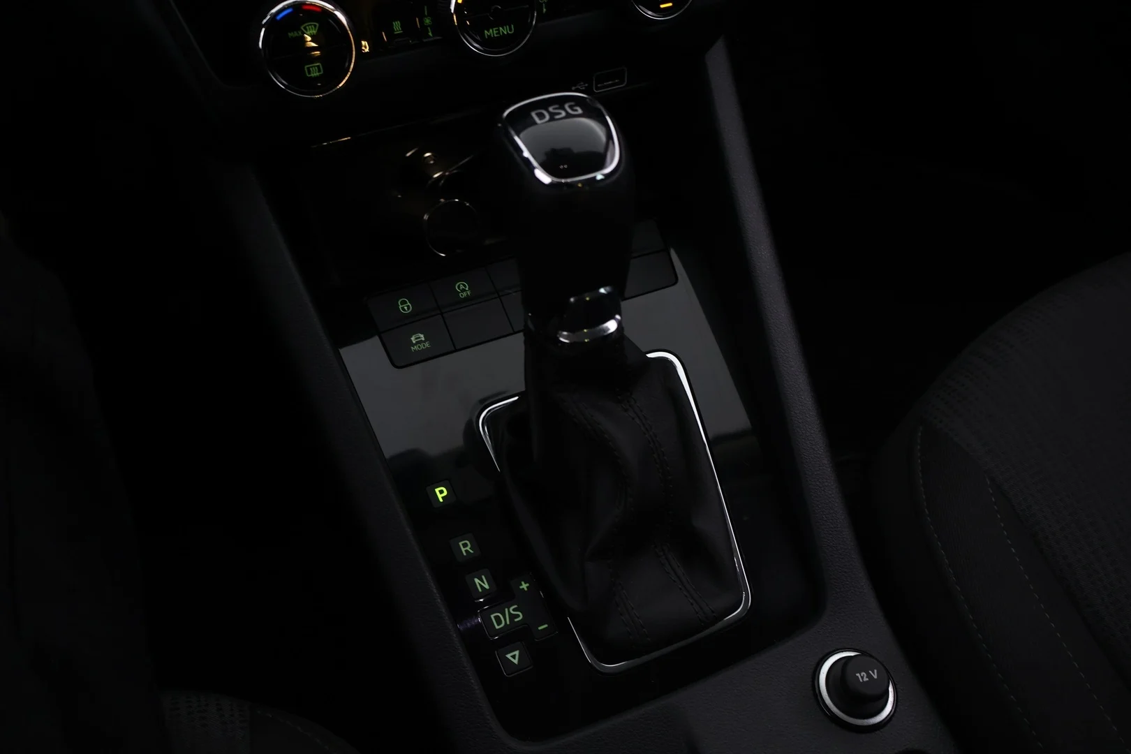 Car Image - 3wrO0wDRWv4ysyW56UTIvJ