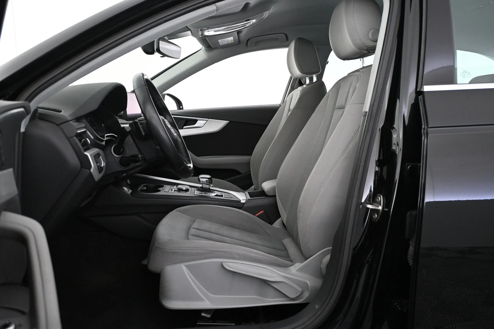 Car Image - 7Ji2oQ9T0EyNeCa5CV9ZKj
