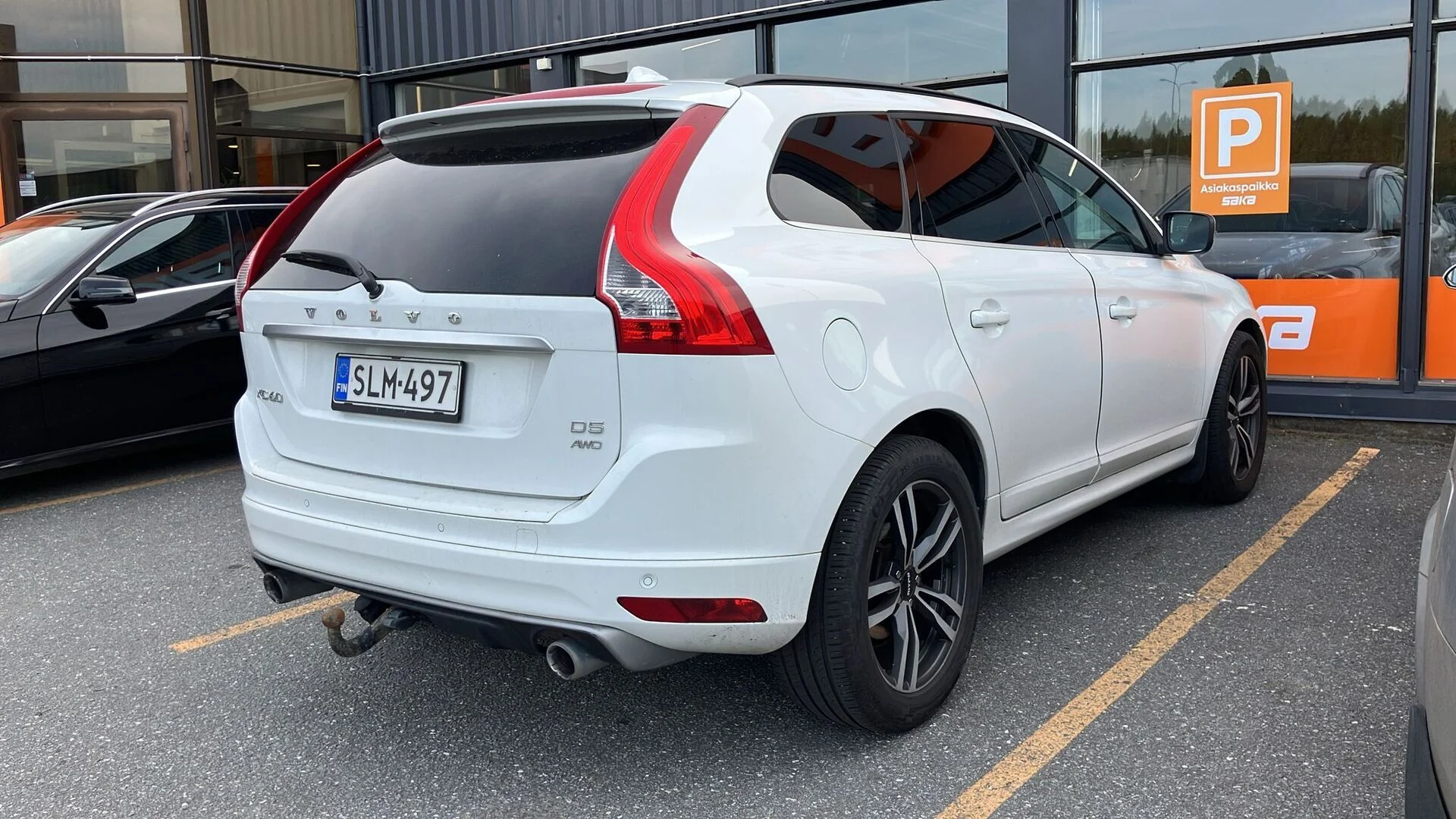 Car Image - 3g70UhWAtd7idaD0PuttR8