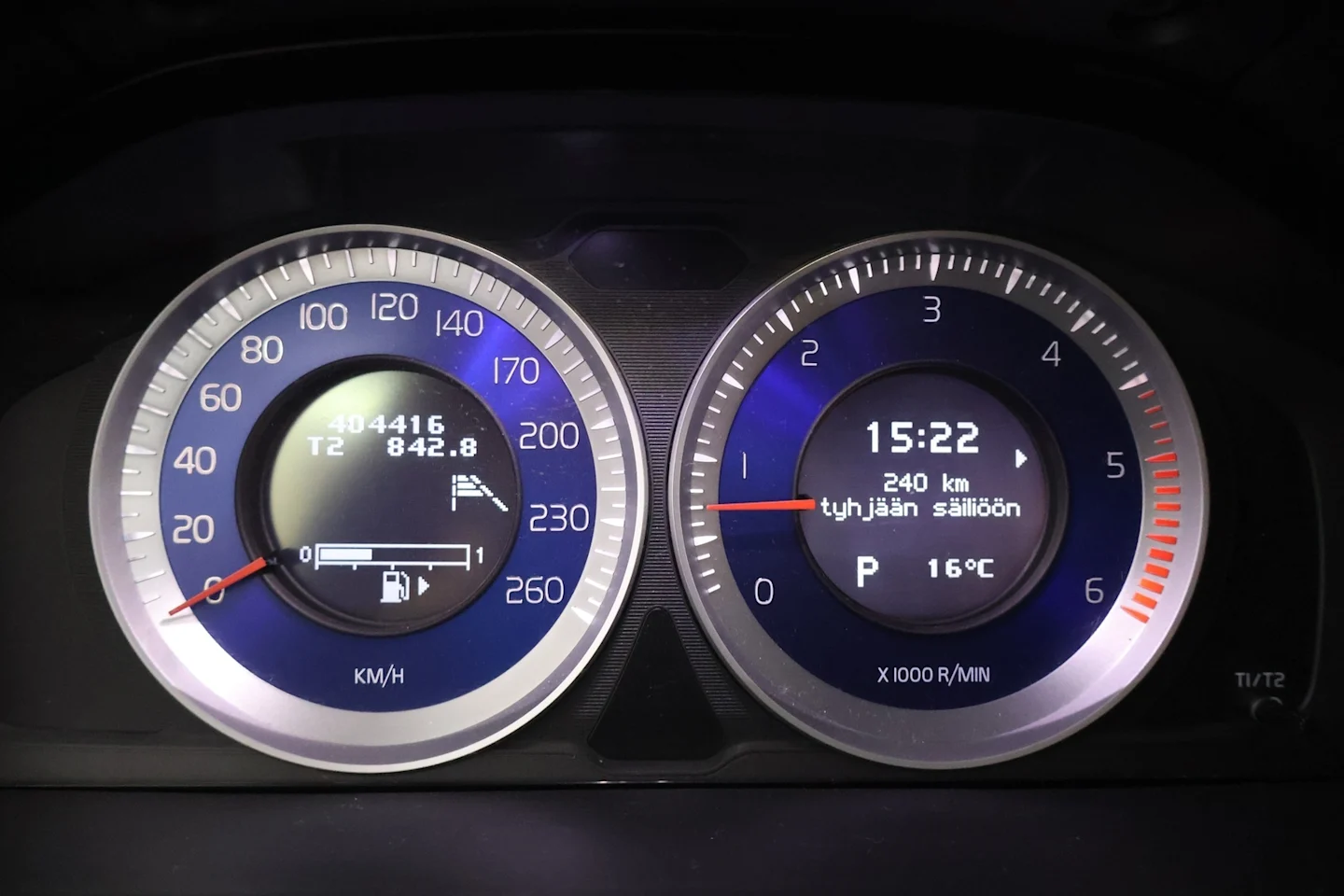 Car Image - 75djZFcxJMzBWvWSkKeMEL