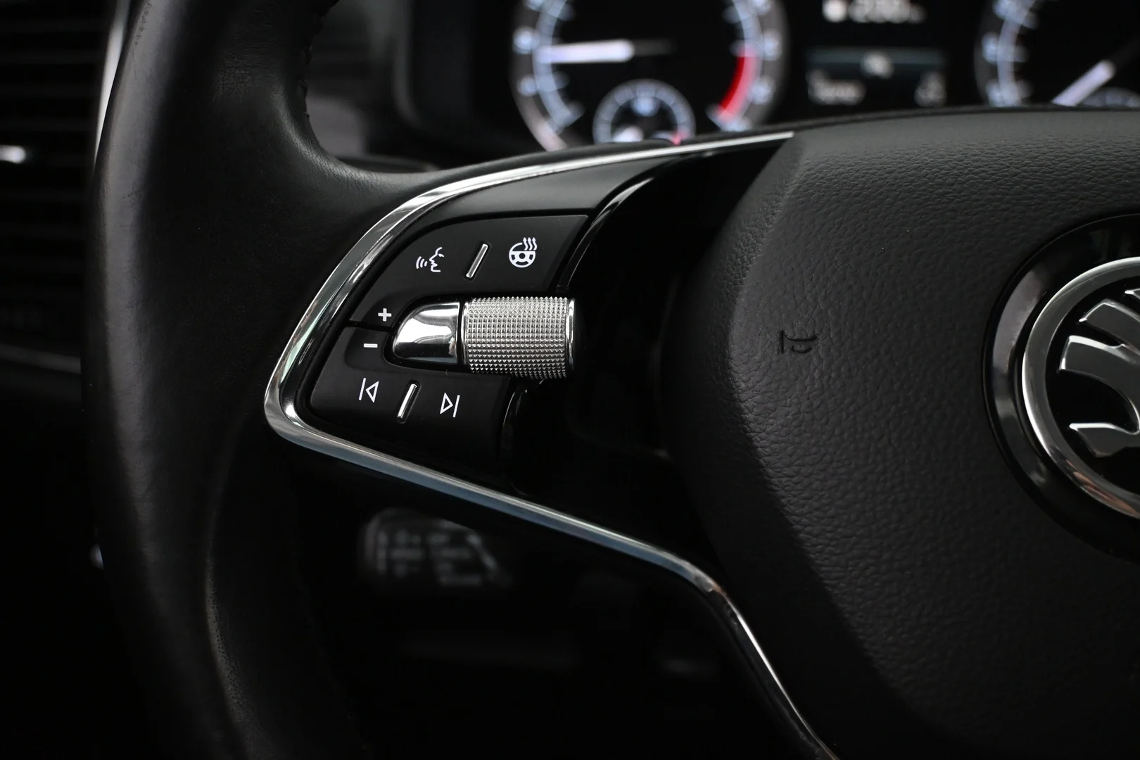 Car Image - 4I2iASDGiN0ID2Olk150XY