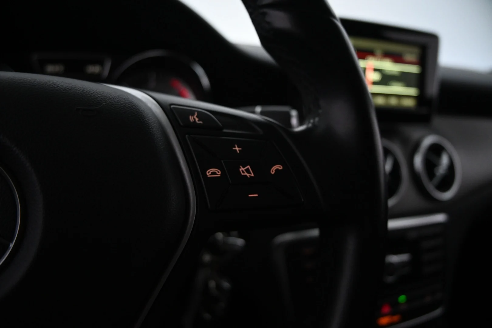 Car Image - 5Zr5NtqZt8tZWs1wMDA8FQ