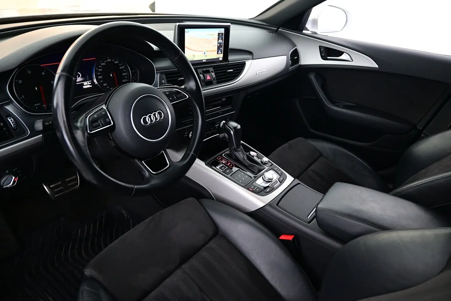 Car Image - 4nS0EK81SJbjOQrxFx4vrH
