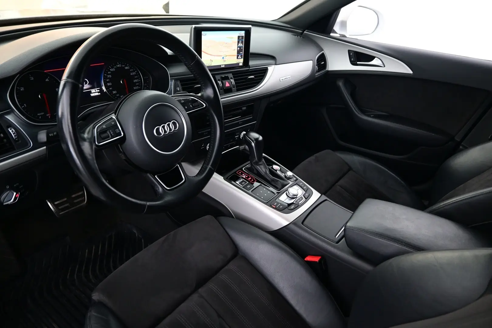 Car Image - 4nS0EK81SJbjOQrxFx4vrH