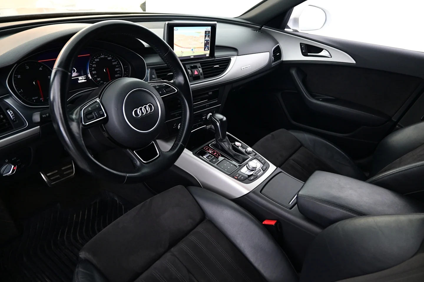 Car Image - 4nS0EK81SJbjOQrxFx4vrH