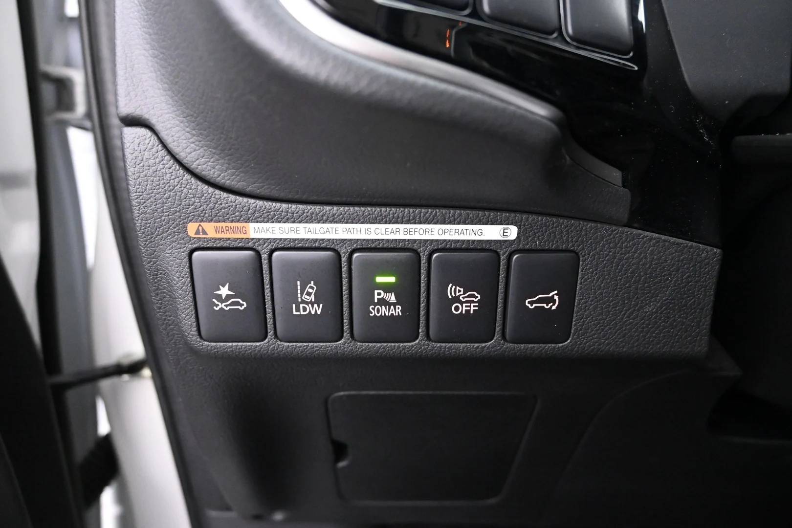 Car Image - 1R0dKQ33H51FRnAc6VXkBQ