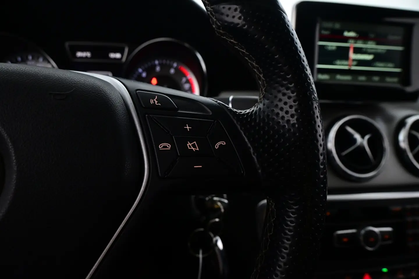 Car Image - 4cNpMp9xF5r84CnkPk3E1e