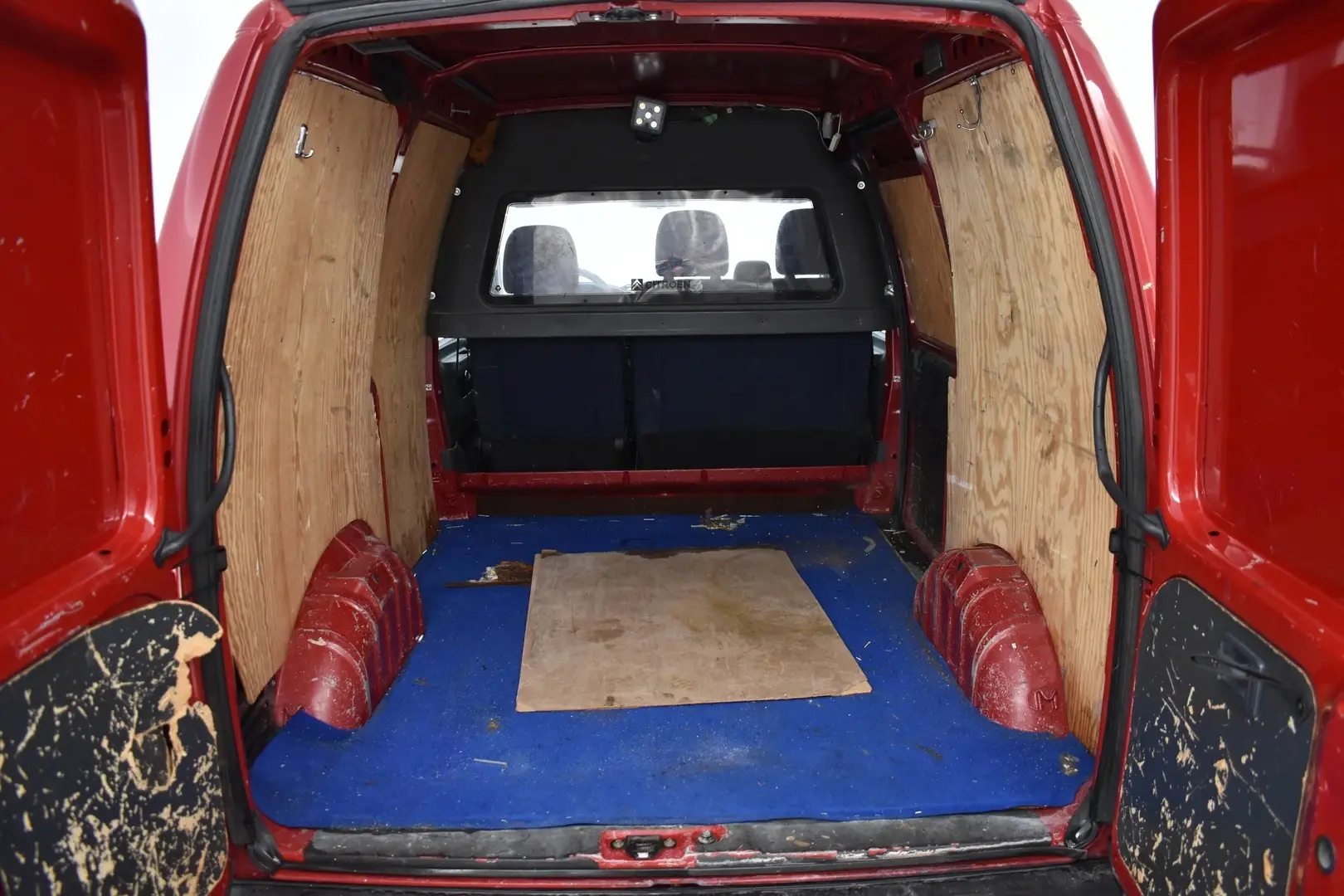 Car Image - 7s9mQolpfW3Kf3Lk1ej2q0