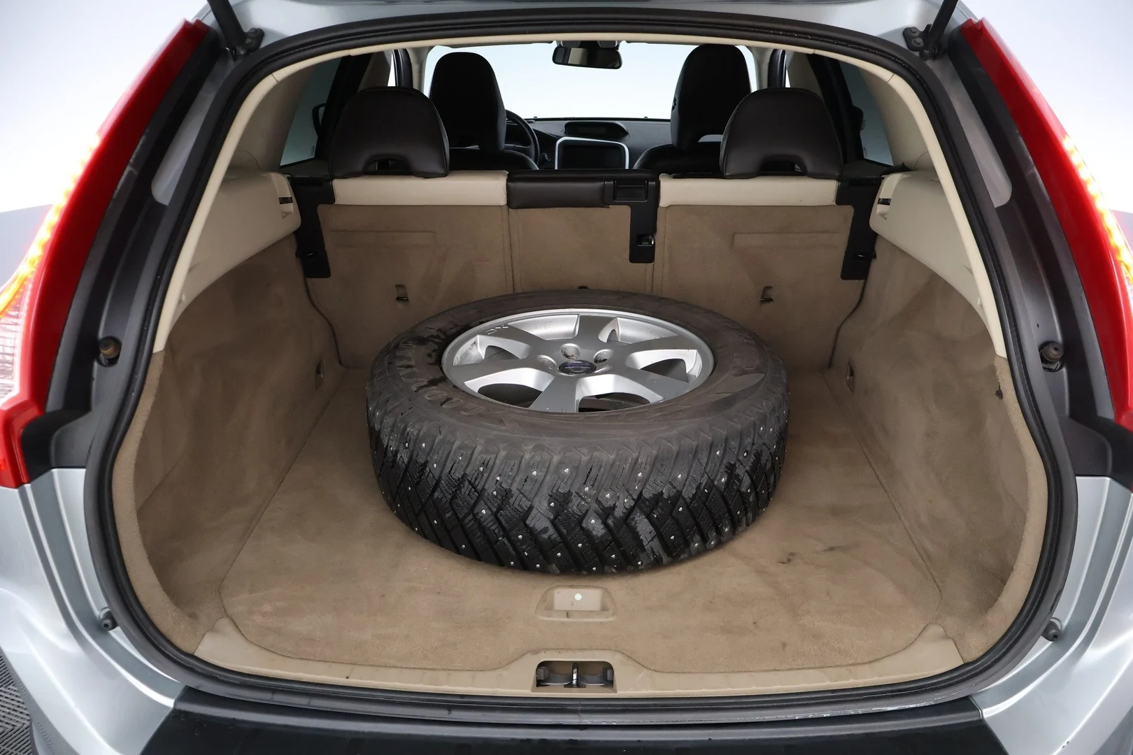 Car Image - 1xwDBhK7E2bxSTDJ1HoMGk