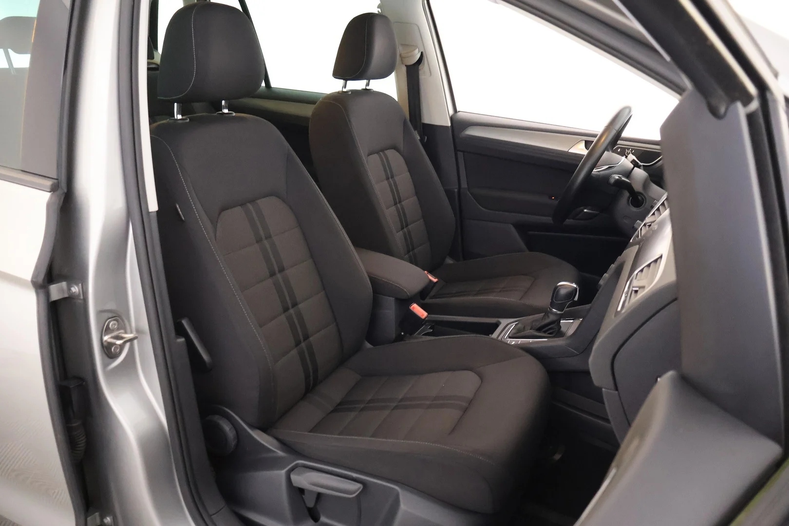 Car Image - 6Nq2RigdWJGhi43BACEN6P