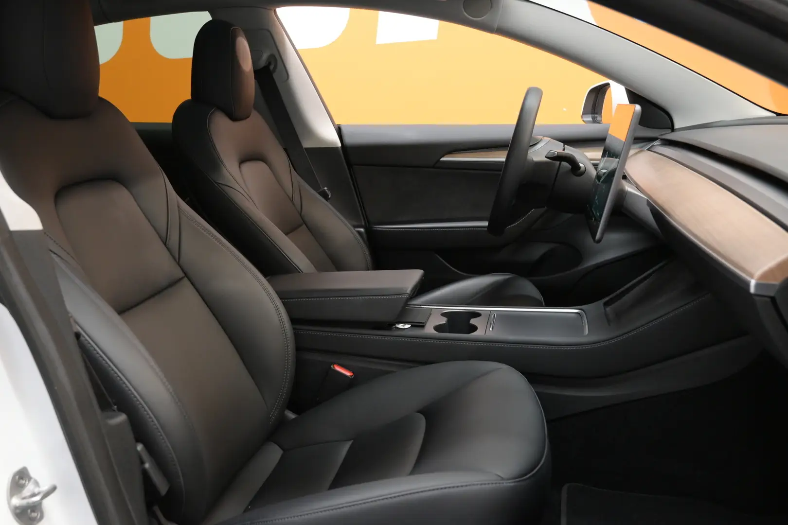 Car Image - 1KnJOMT4FAAAVMGrY8scqF