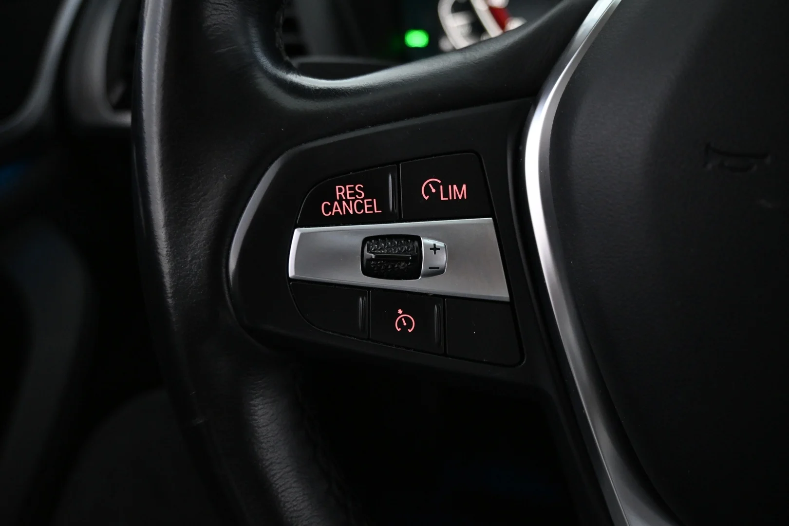 Car Image - 14DpfztxLfZ6IoKAFjaA1A