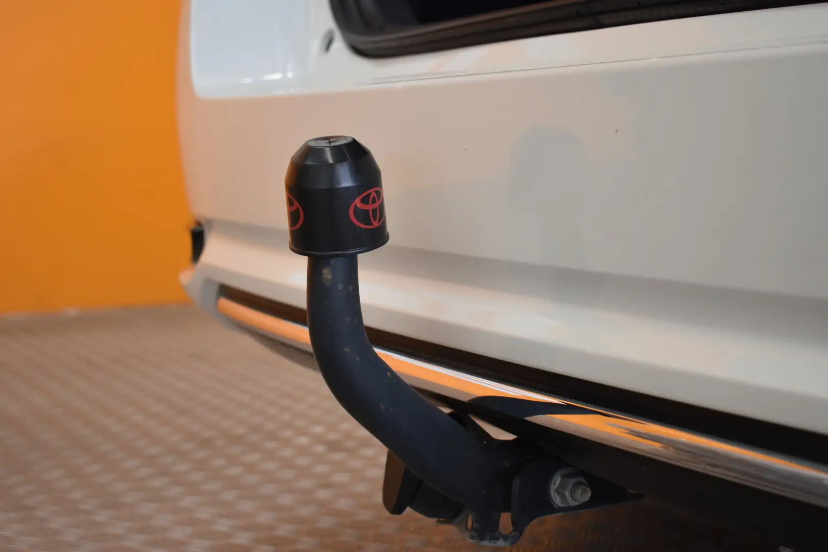 Car Image - 3VrF6LYioPSFDBrxWZtRdR