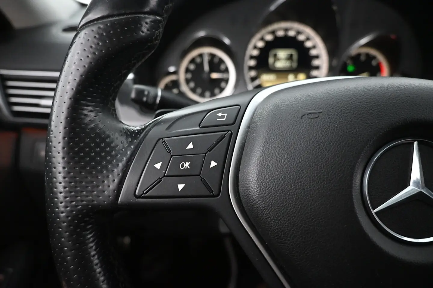 Car Image - Q9GByqrCFiKCcugqTGm8Y