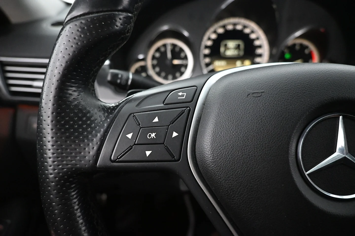 Car Image - Q9GByqrCFiKCcugqTGm8Y