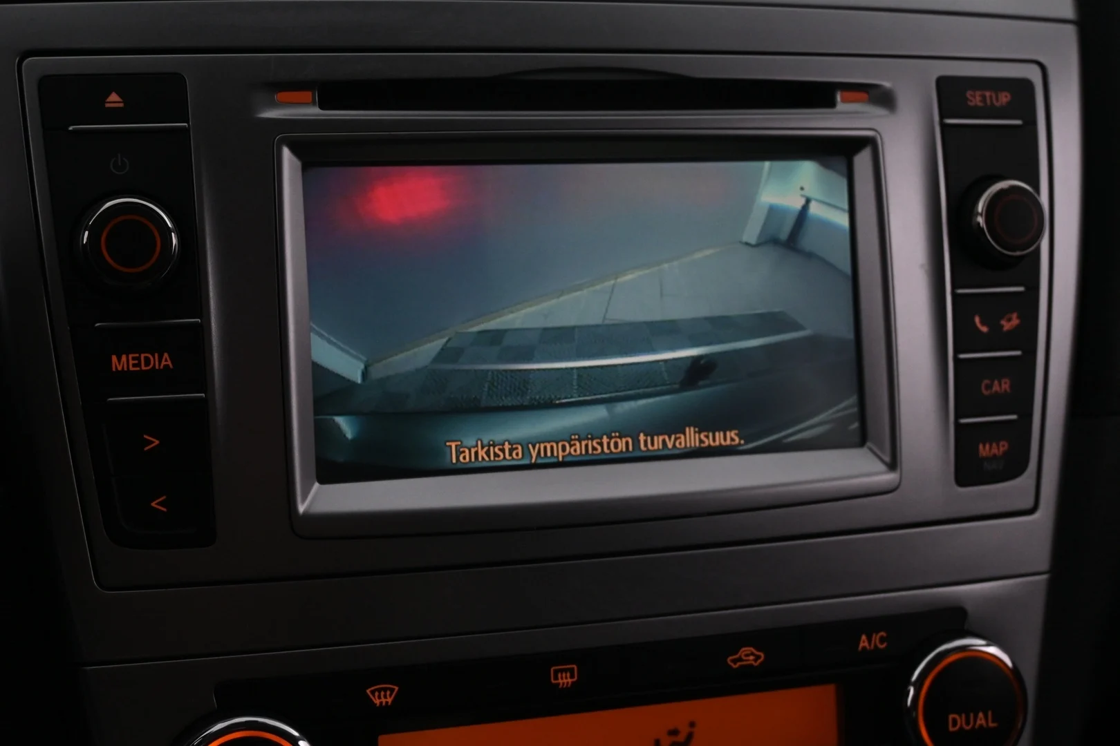 Car Image - 4vi1CxYAZ2D1GC4u1LtX85
