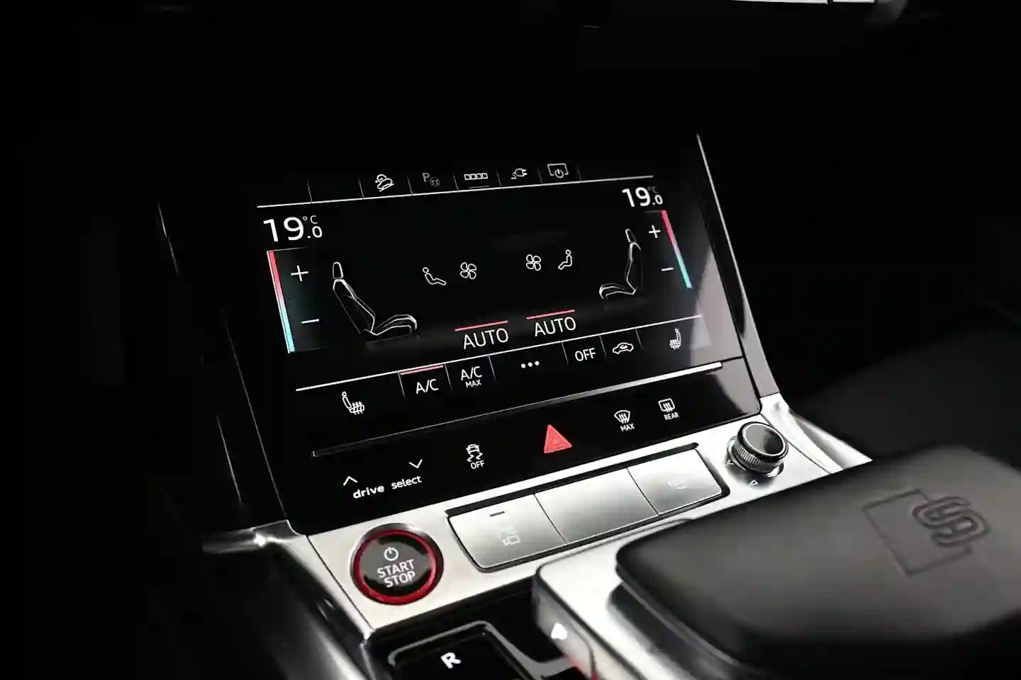 Car Image - 6o3T03baz5iYasDWG9Gsho