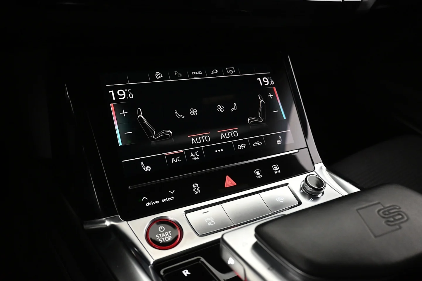 Car Image - 6o3T03baz5iYasDWG9Gsho