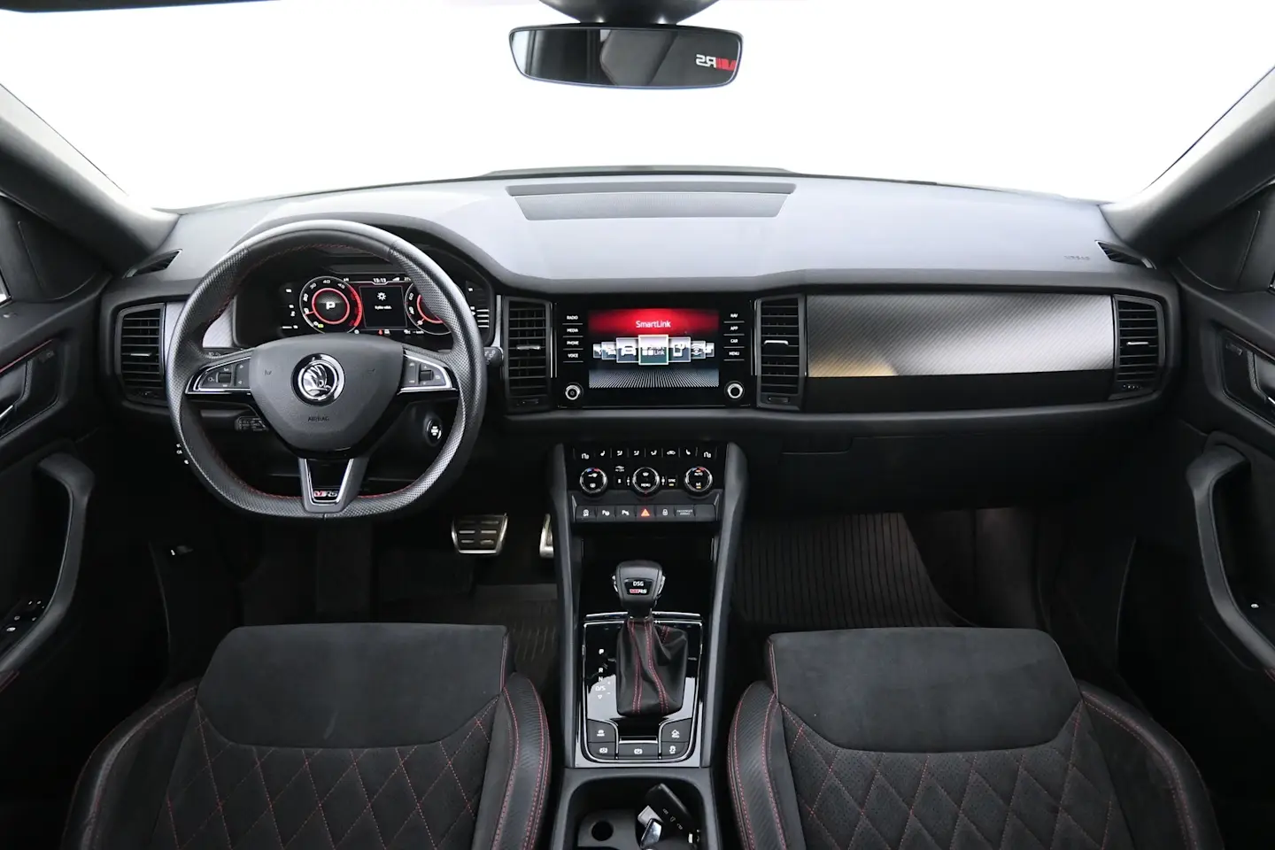 Car Image - 4kWf4DLbzT6Cdh8F7LGxhS