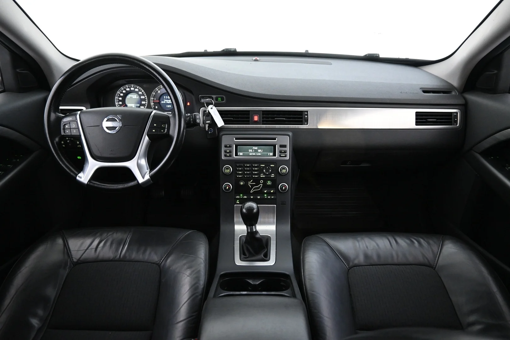 Car Image - 4zEjhh8Jxr6ZxdwPa0atjy
