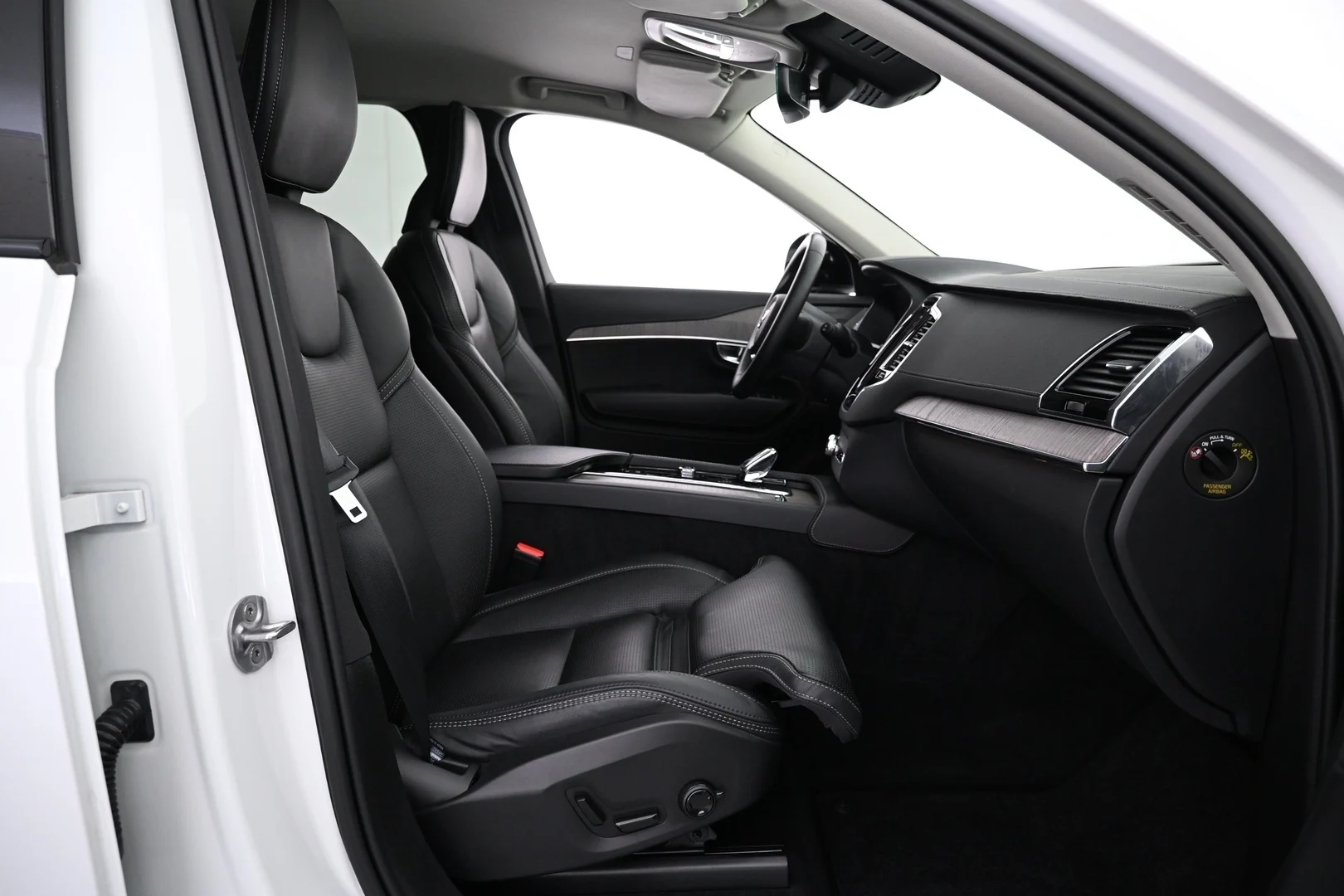 Car Image - 5s9sqenR8dQAU9tOZxDl5I