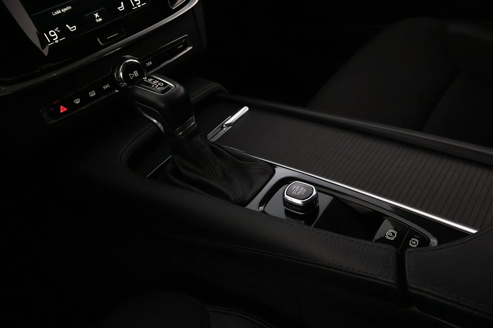 Car Image - 6JB5jHvpYUfalRTDphFWUs