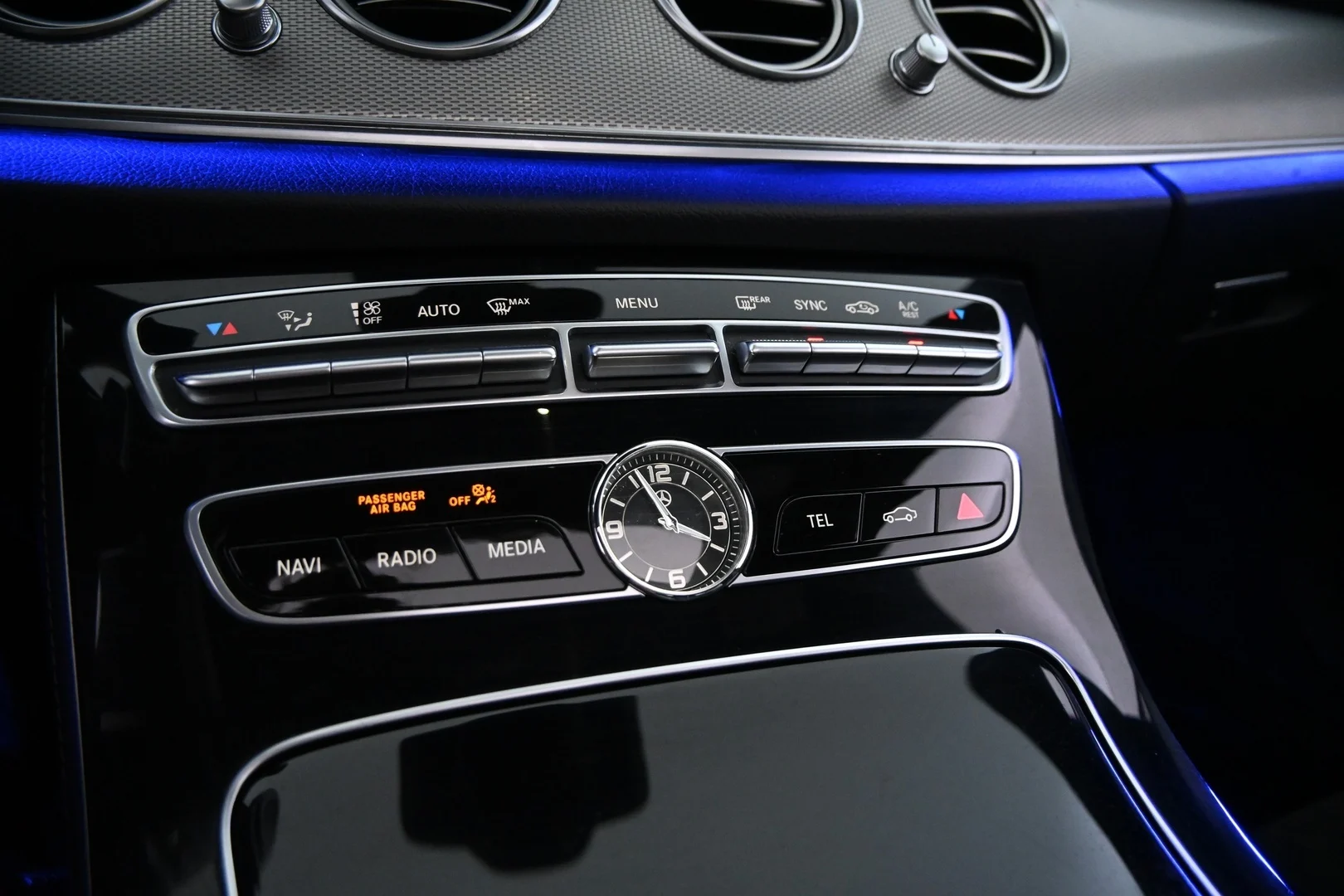 Car Image - 1zwmZhcmL3TILbGUDpH6yO