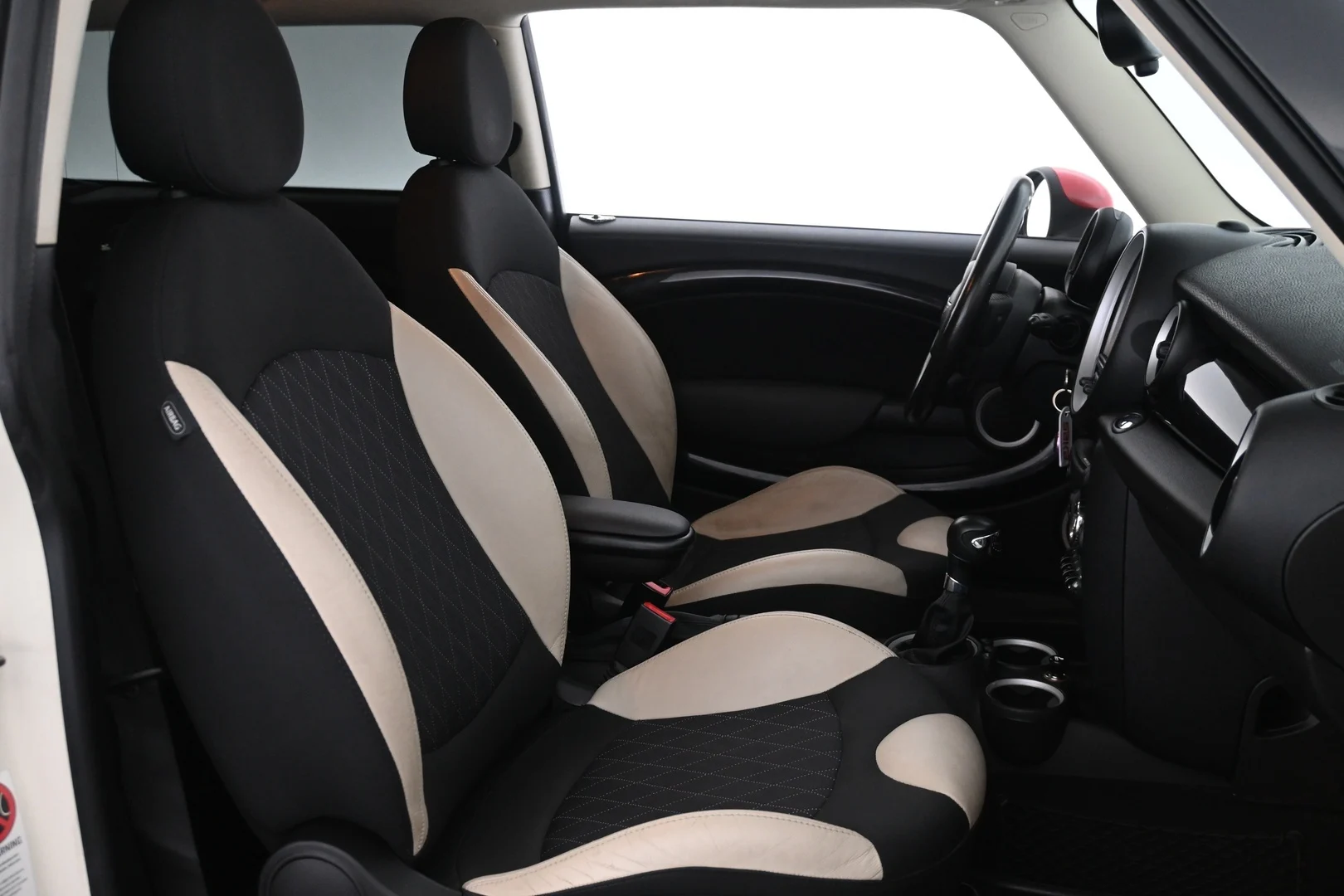 Car Image - 28dAdh6DsDcwecp952aZKy