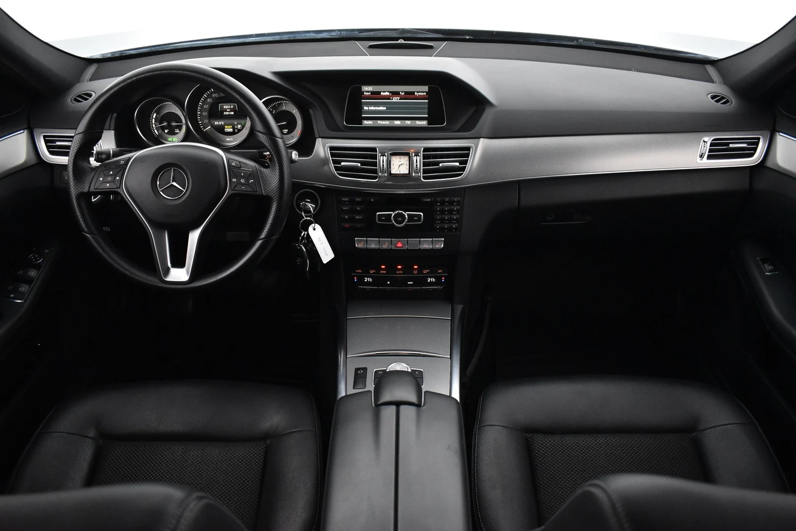 Car Image - 1fm9tUvYImH1j5zyKV6nGX