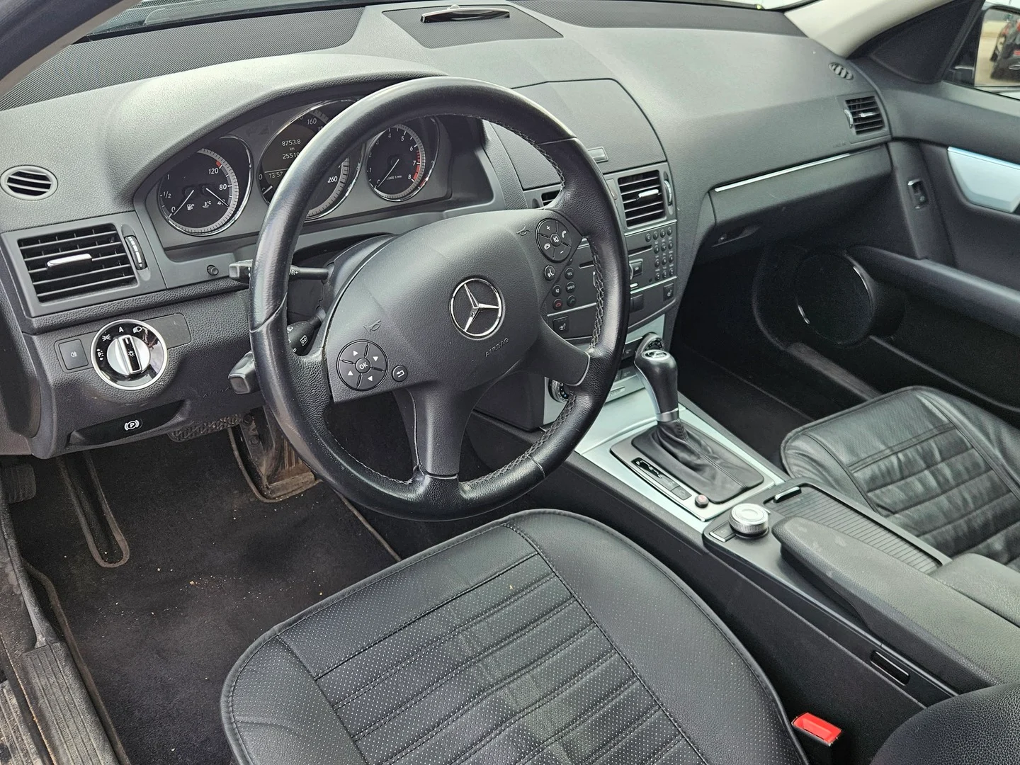 Car Image - 3xar7EPCZUNxs1v215z4Zc