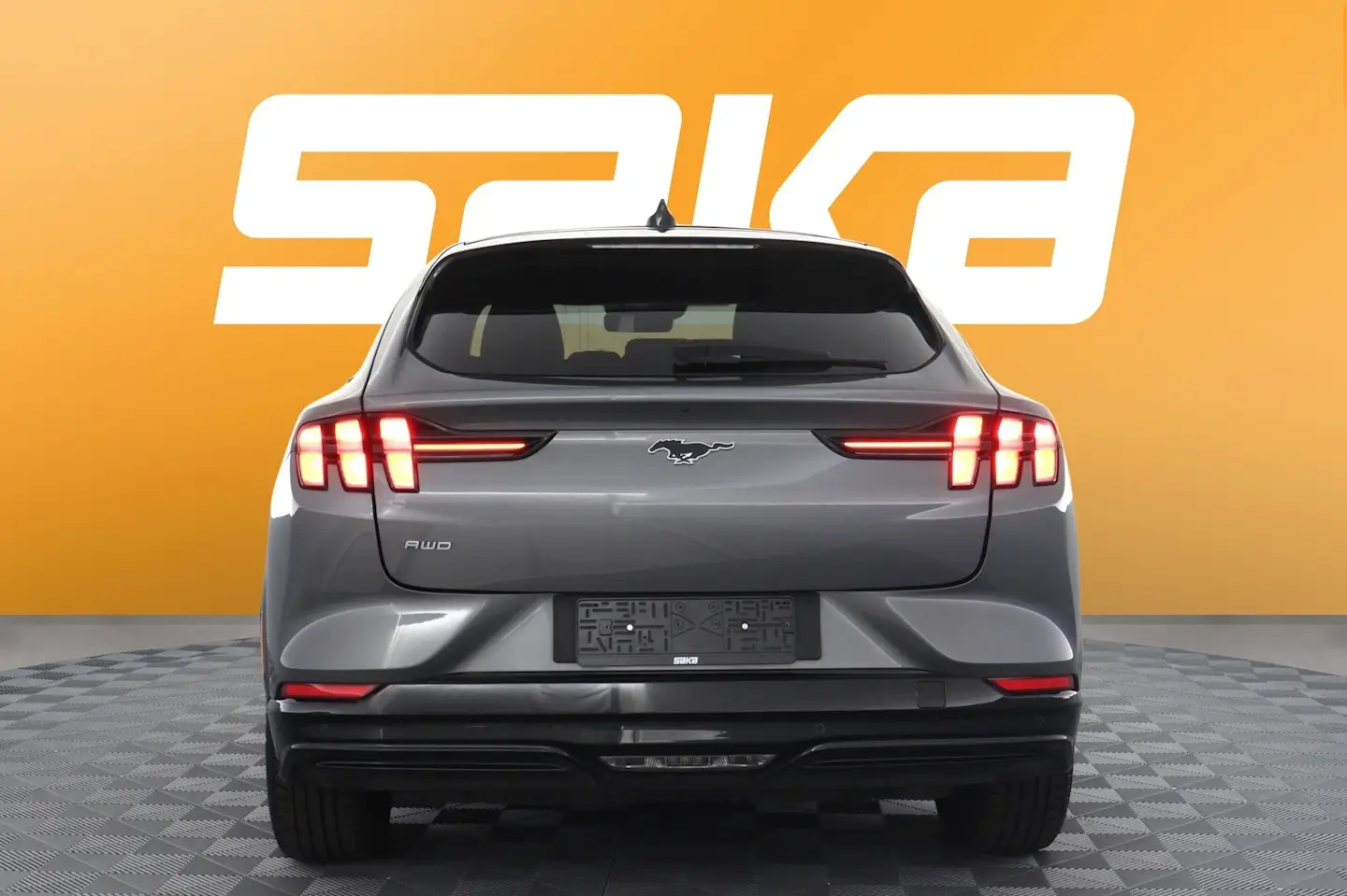 Car Image - eDfwDZQwS4RliEIbbpd5U