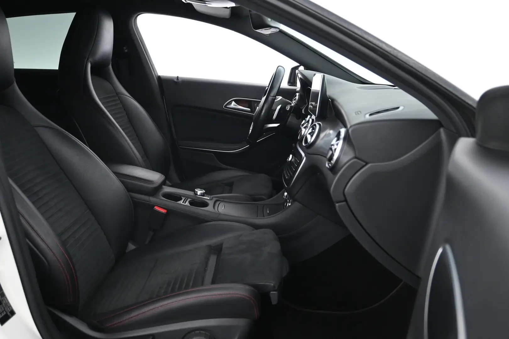 Car Image - 2jHqnkI7XKl7w4bWaqnGme