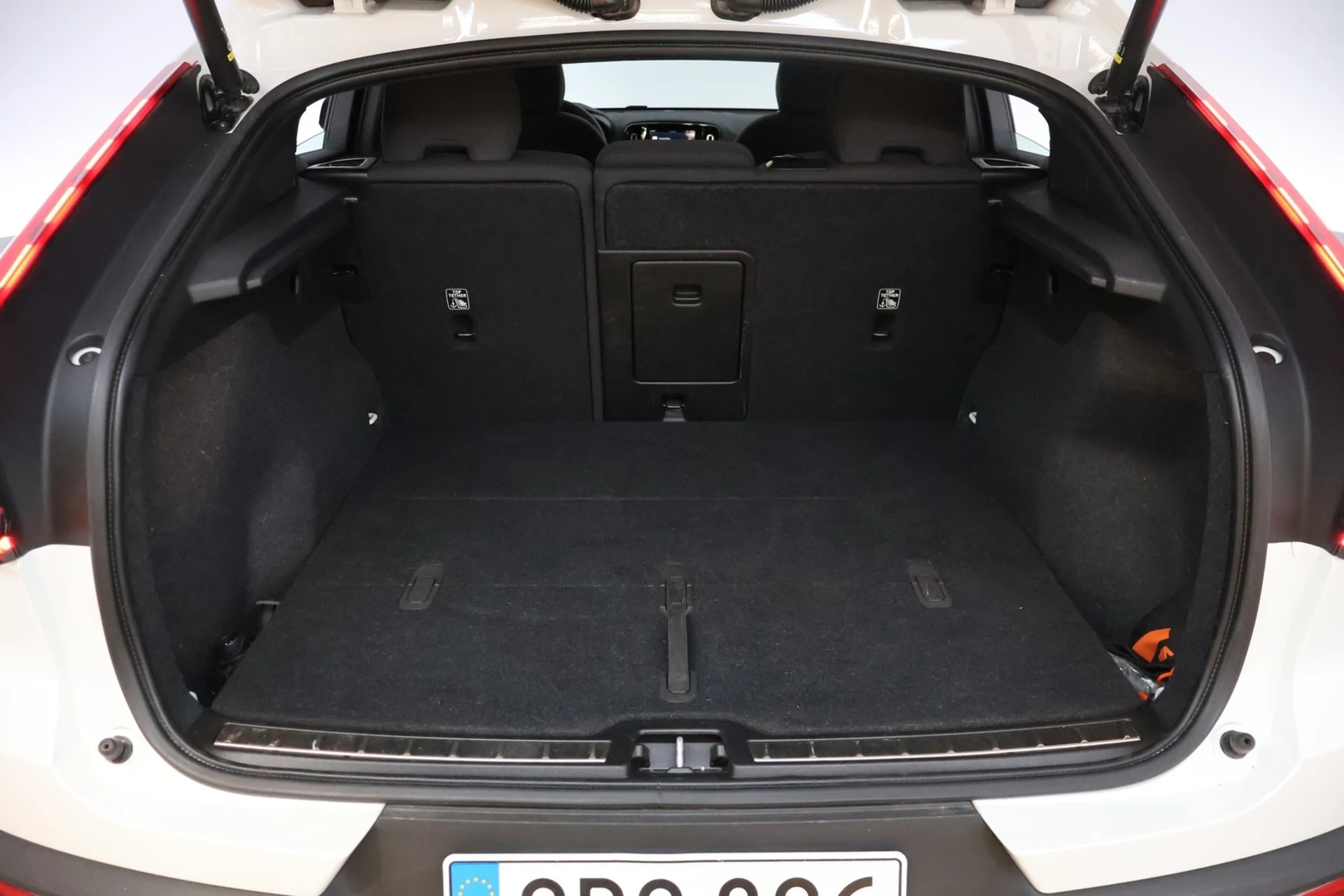 Car Image - 7gXPg5RJQTvD4l8WTf4qZB