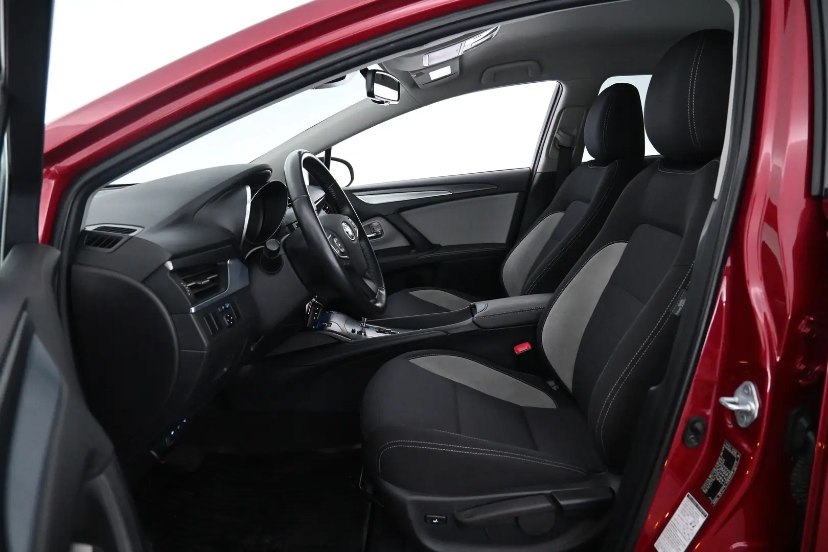 Car Image - 7lLarOU7lfWnGhADxIdasq