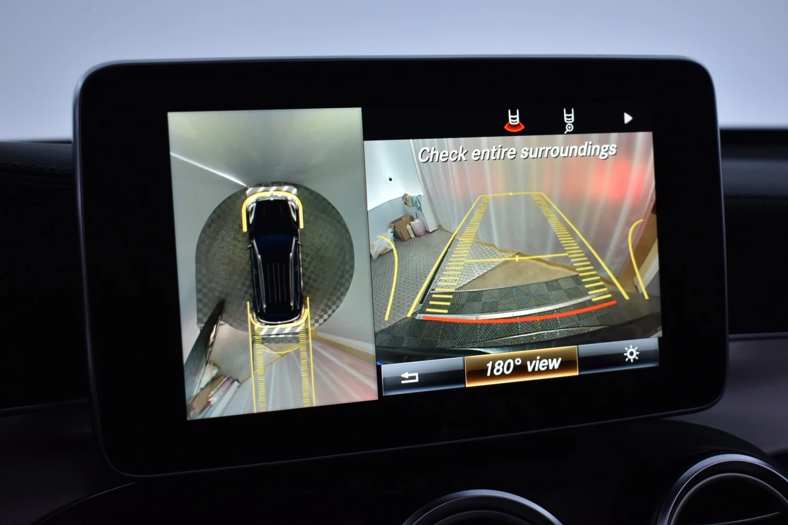 Car Image - 2kG9kUyFWZdt8Q61Ht7deN